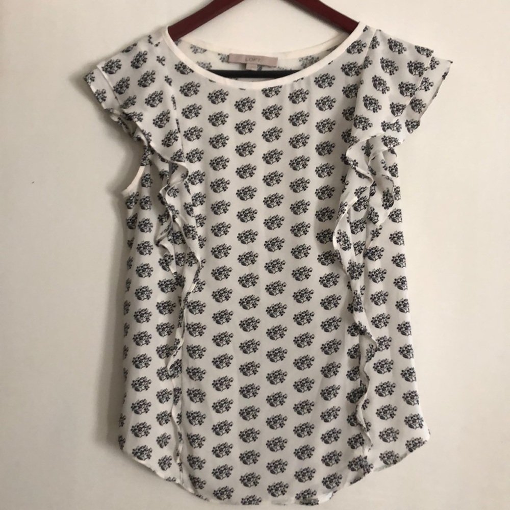 Floral print blouse
